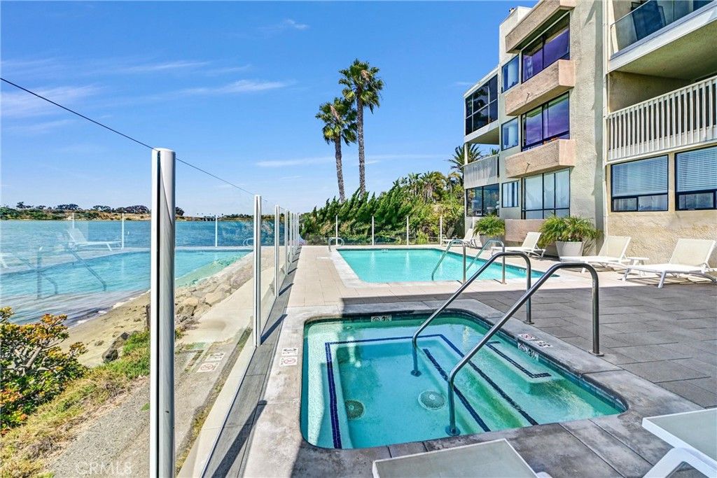 Image 47 of property listing at 4513 Cove Drive 17, Carlsbad, CA 92008