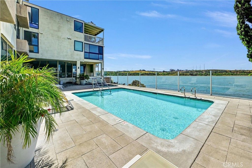 Image 48 of property listing at 4513 Cove Drive 17, Carlsbad, CA 92008