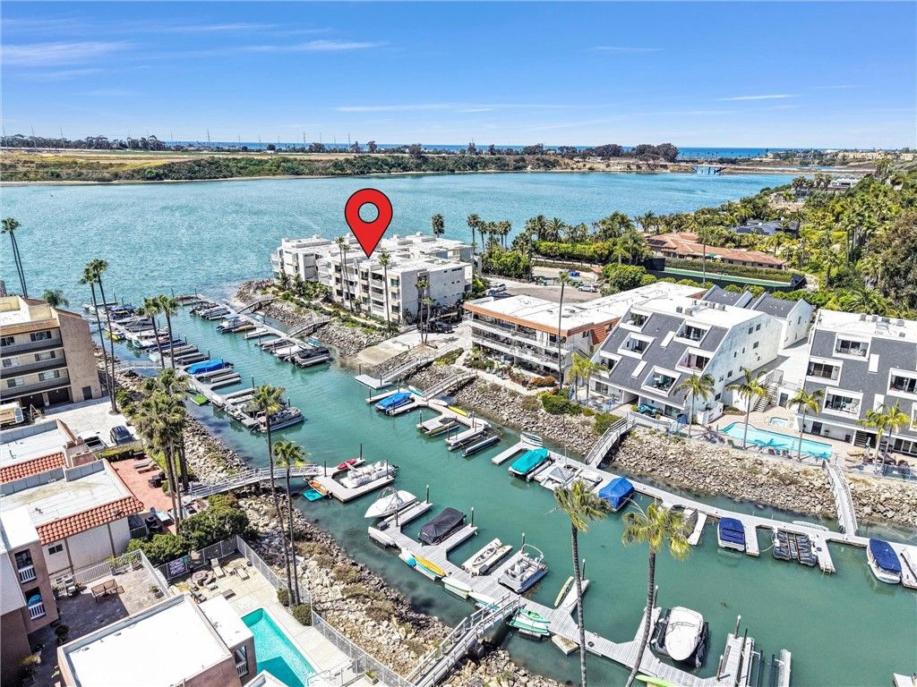 Image 60 of property listing at 4513 Cove Drive 17, Carlsbad, CA 92008