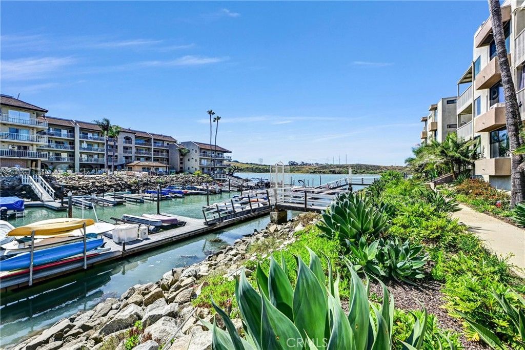 Image 64 of property listing at 4513 Cove Drive 17, Carlsbad, CA 92008