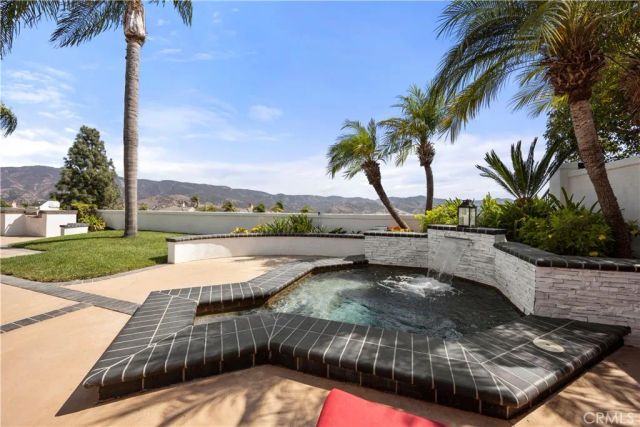 27830 Mount Whitney, Yorba Linda, CA 92887