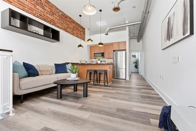 150 North St 150, Somerville, MA 02144