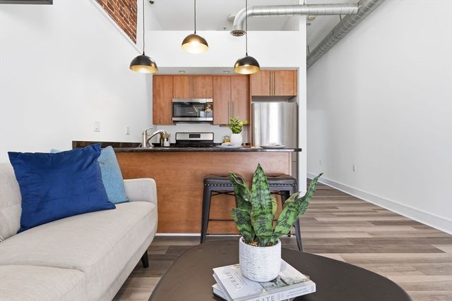 150 North St 150, Somerville, MA 02144