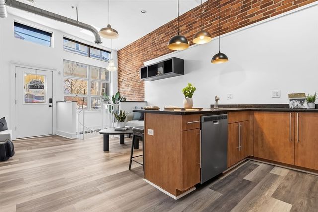 150 North St 150, Somerville, MA 02144