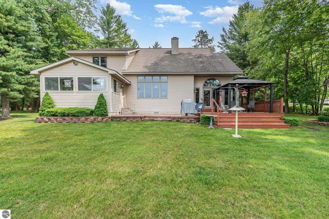 7435 Loud Drive, Oscoda, MI 48750