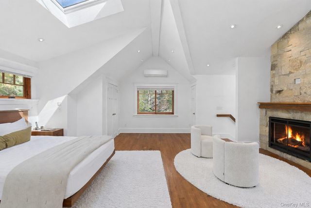 30 E Hollow Road, East Hampton, NY 11937