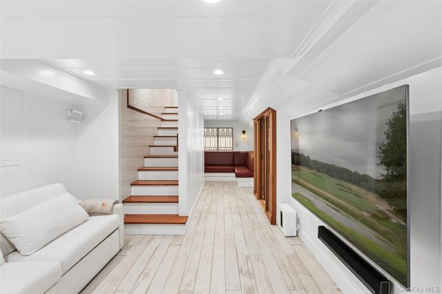 30 E Hollow Road, East Hampton, NY 11937