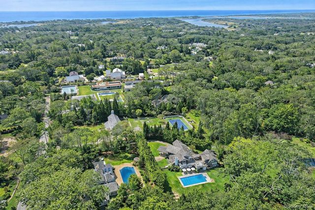 30 E Hollow Road, East Hampton, NY 11937