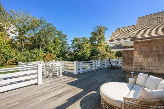 30 E Hollow Road, East Hampton, NY 11937