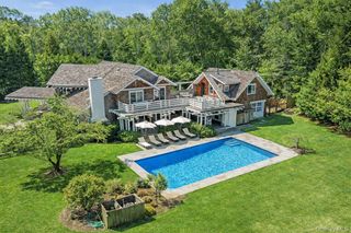 30 E Hollow Road, East Hampton, NY 11937