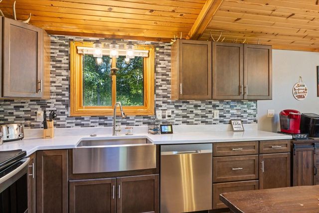 30495 E Oak Bend Drive, Arbo Twp, MN 55744