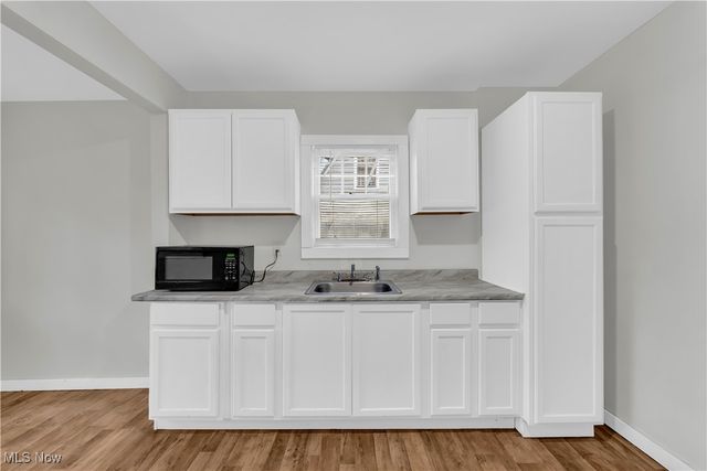 485 E Archwood Avenue, Akron, OH 44301