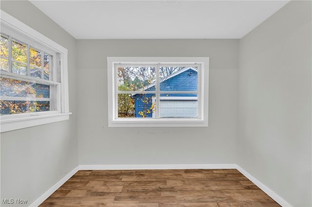 485 E Archwood Avenue, Akron, OH 44301