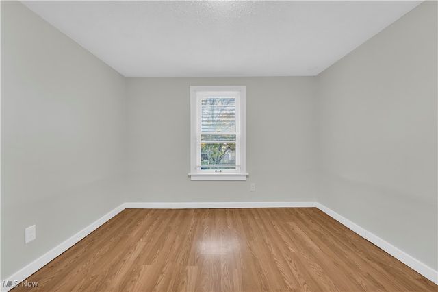 485 E Archwood Avenue, Akron, OH 44301