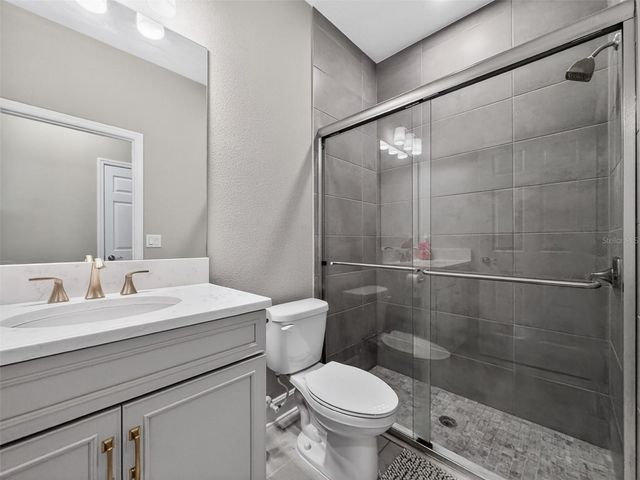 1673 SUTTONSET TRAIL, Zephyrhills, FL 33541