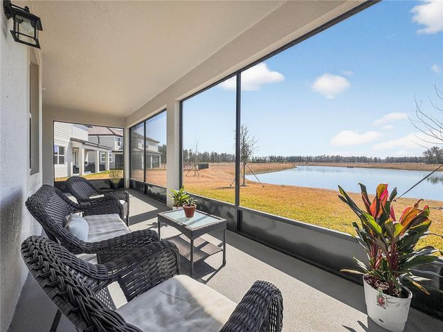 1673 SUTTONSET TRAIL, Zephyrhills, FL 33541