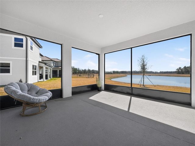 1673 SUTTONSET TRAIL, Zephyrhills, FL 33541