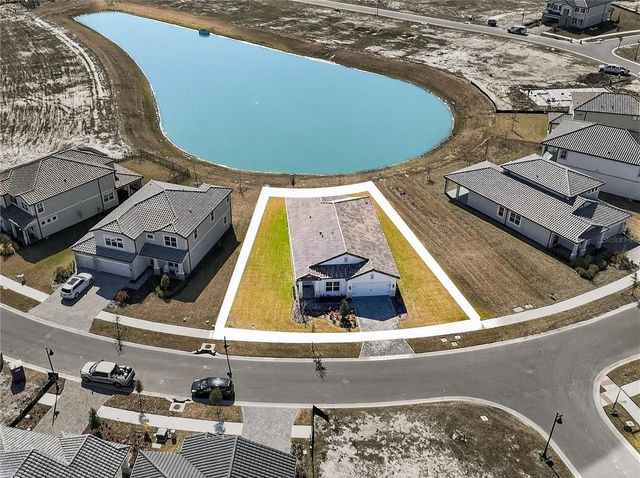 1673 SUTTONSET TRAIL, Zephyrhills, FL 33541