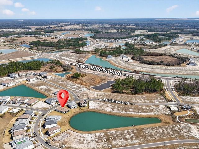 1673 SUTTONSET TRAIL, Zephyrhills, FL 33541