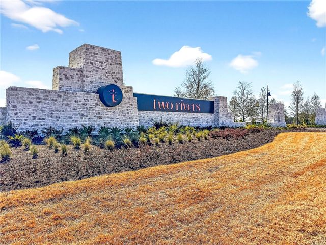 1673 SUTTONSET TRAIL, Zephyrhills, FL 33541