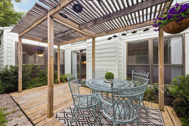 2016 Trixie Lane, Houston, TX 77042