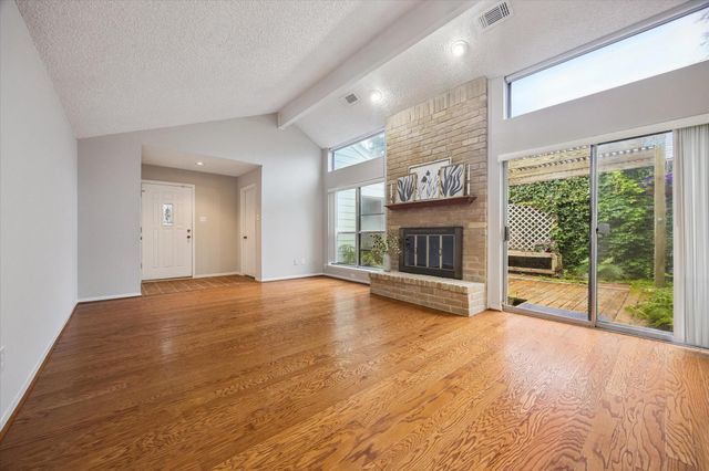 2016 Trixie Lane, Houston, TX 77042