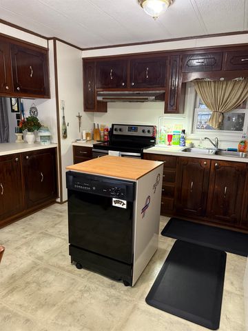 1013 Camelot Drive, Exeter, NH 03833