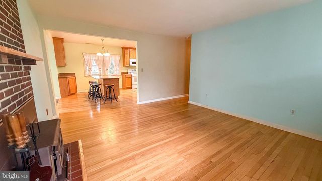 10861 HILLTOP LN, Columbia, MD 21044