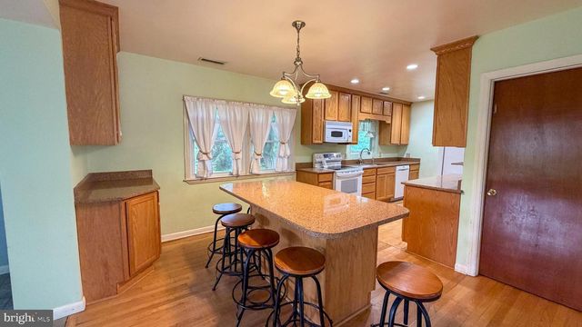 10861 HILLTOP LN, Columbia, MD 21044