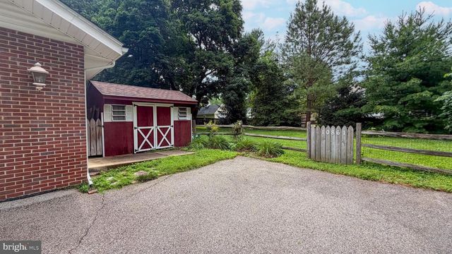 10861 HILLTOP LN, Columbia, MD 21044