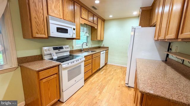 10861 HILLTOP LN, Columbia, MD 21044