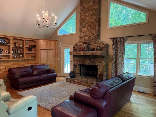 11 Cherokee Camp Trail, Jasper, GA 30143