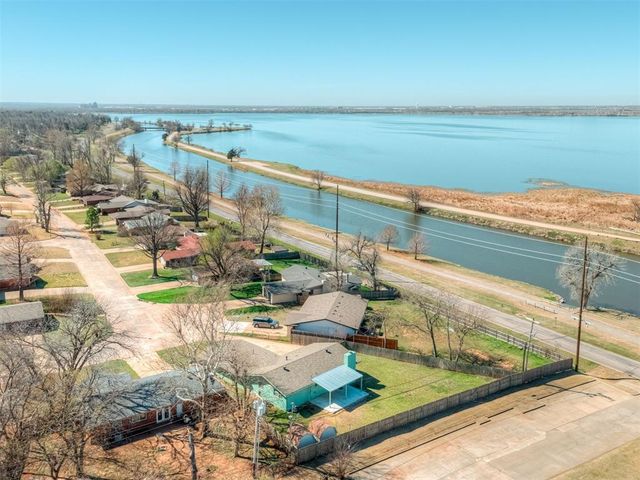 8337 NW 38th Terrace, Bethany, OK 73008