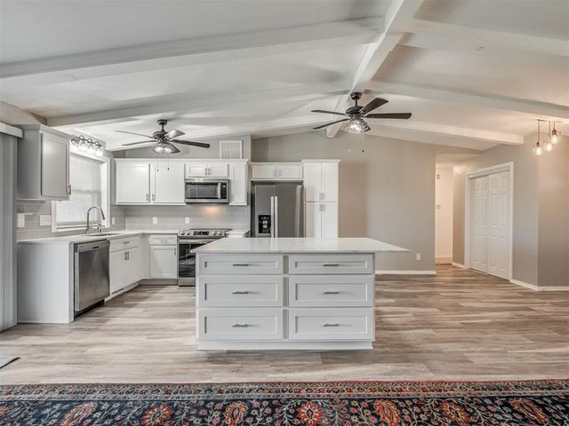 8337 NW 38th Terrace, Bethany, OK 73008