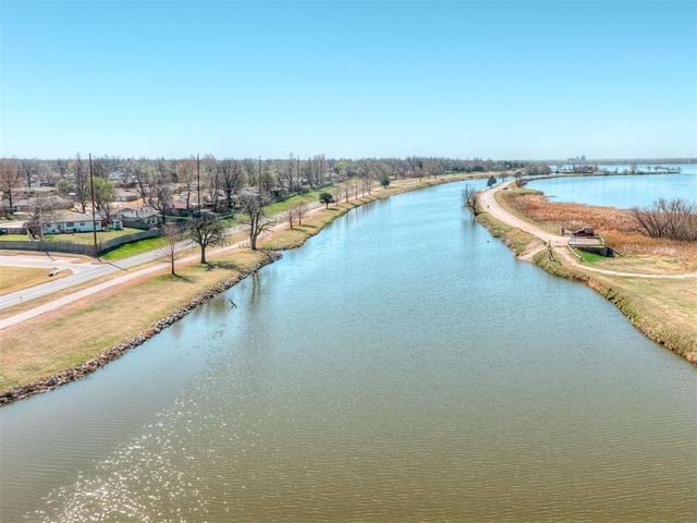 8337 NW 38th Terrace, Bethany, OK 73008