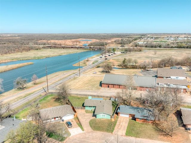 8337 NW 38th Terrace, Bethany, OK 73008