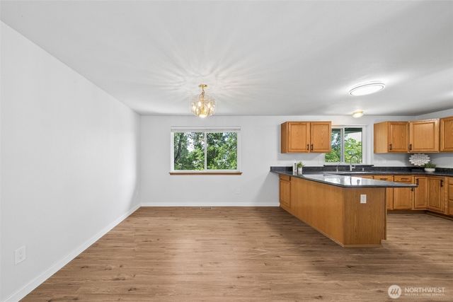 2111 22nd AVE SE, Puyallup, WA 98372