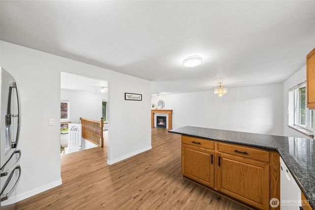 2111 22nd AVE SE, Puyallup, WA 98372
