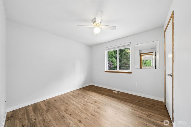 2111 22nd AVE SE, Puyallup, WA 98372