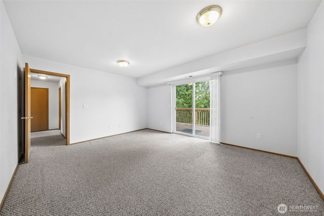 2111 22nd AVE SE, Puyallup, WA 98372