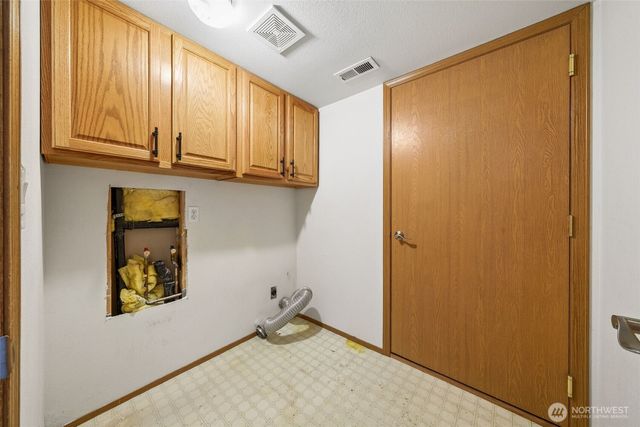 2111 22nd AVE SE, Puyallup, WA 98372