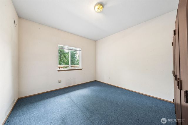 2111 22nd AVE SE, Puyallup, WA 98372