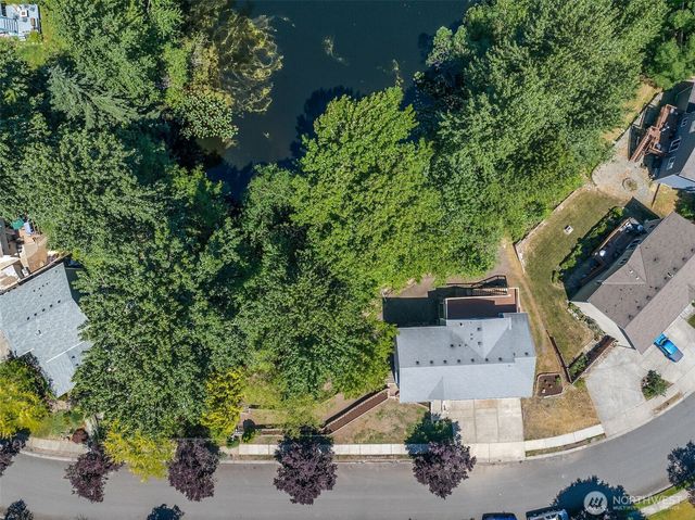 2111 22nd AVE SE, Puyallup, WA 98372