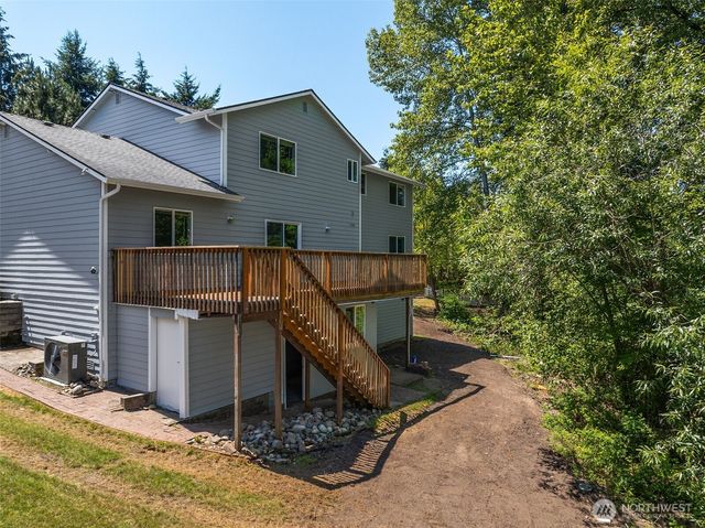 2111 22nd AVE SE, Puyallup, WA 98372