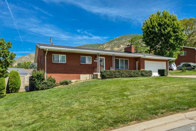 539 E 250 N, Centerville, UT 84014