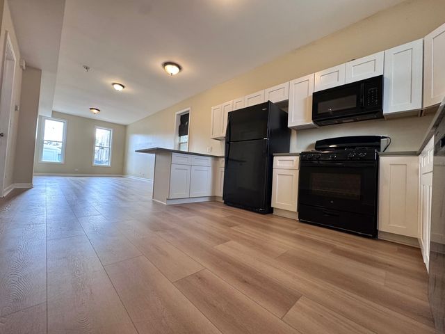 2620 W 15th Street, Chicago, IL 60608