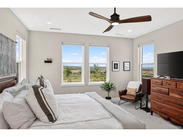 9195 Star Streak Cir, Littleton, CO 80125