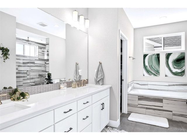 9195 Star Streak Cir, Littleton, CO 80125