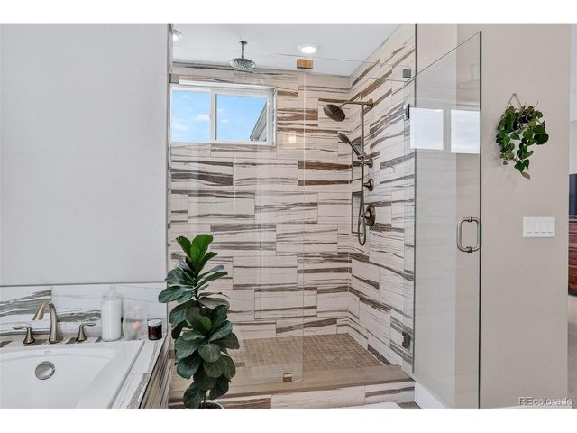 9195 Star Streak Cir, Littleton, CO 80125