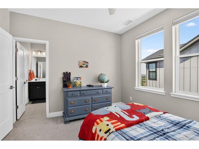 9195 Star Streak Cir, Littleton, CO 80125